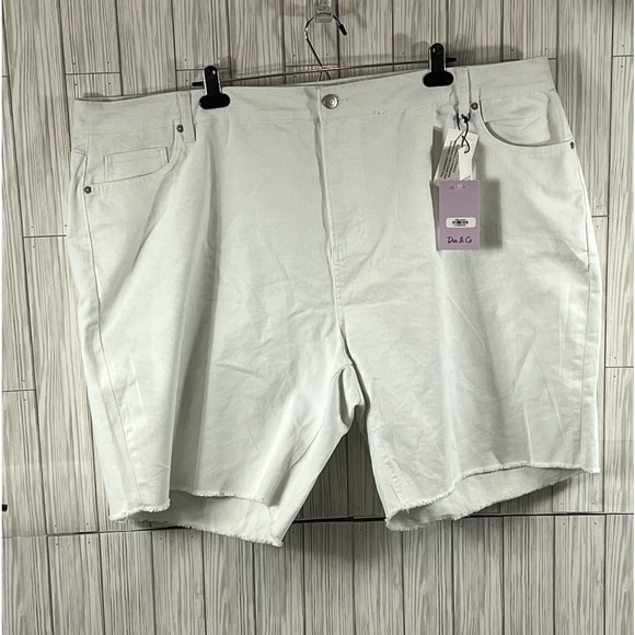 Dex Pants - Dex White Shorts Bling on Pocket